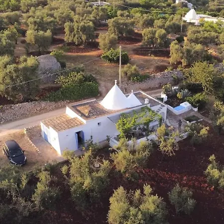 Trullo La Porta Verde, Itria Valley 別荘